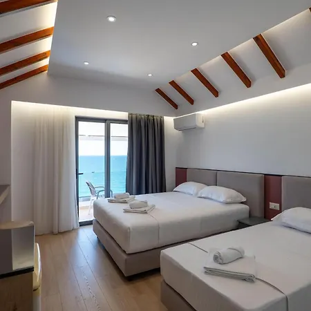 Hotel Emblem Sarandë